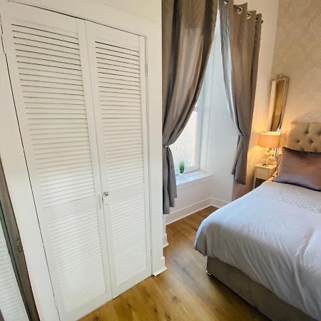 The Sleeping Lion - Dunoon Holiday Home Ngoại thất bức ảnh