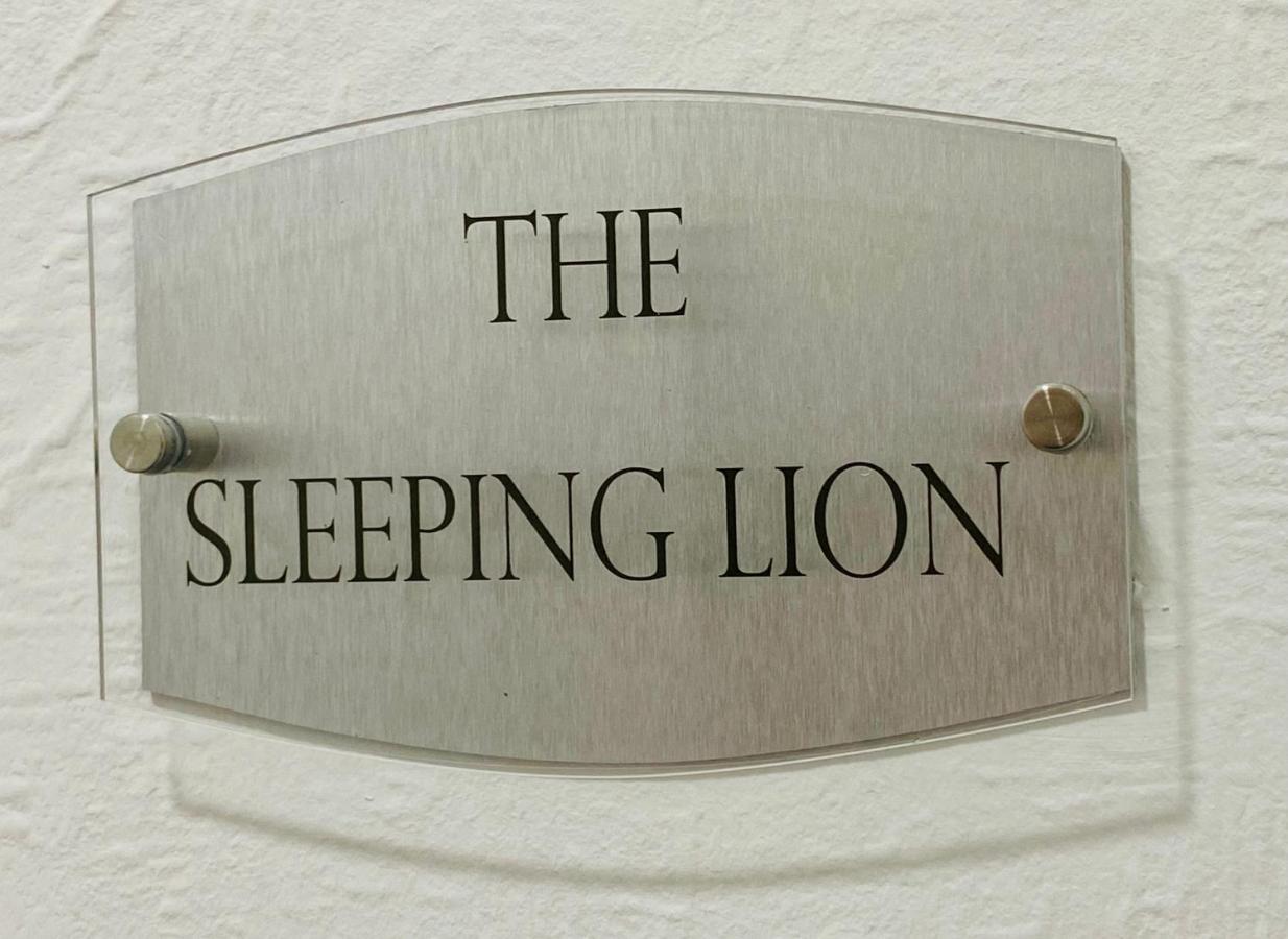 The Sleeping Lion - Dunoon Holiday Home Ngoại thất bức ảnh